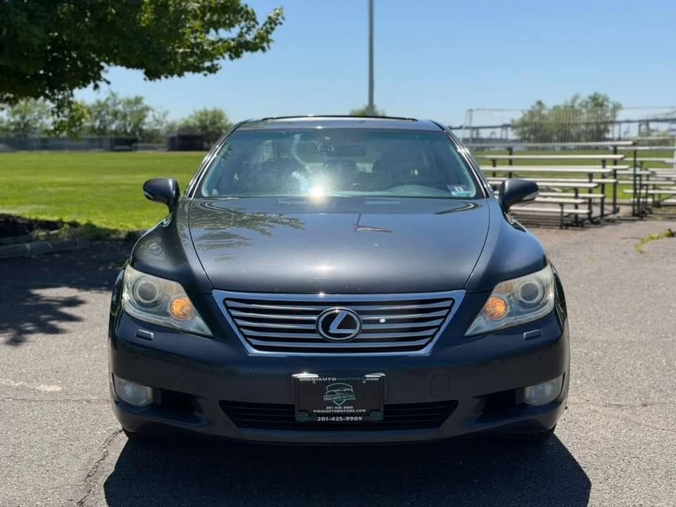 2010 Lexus LS 4th Gen - Image 5 of 20