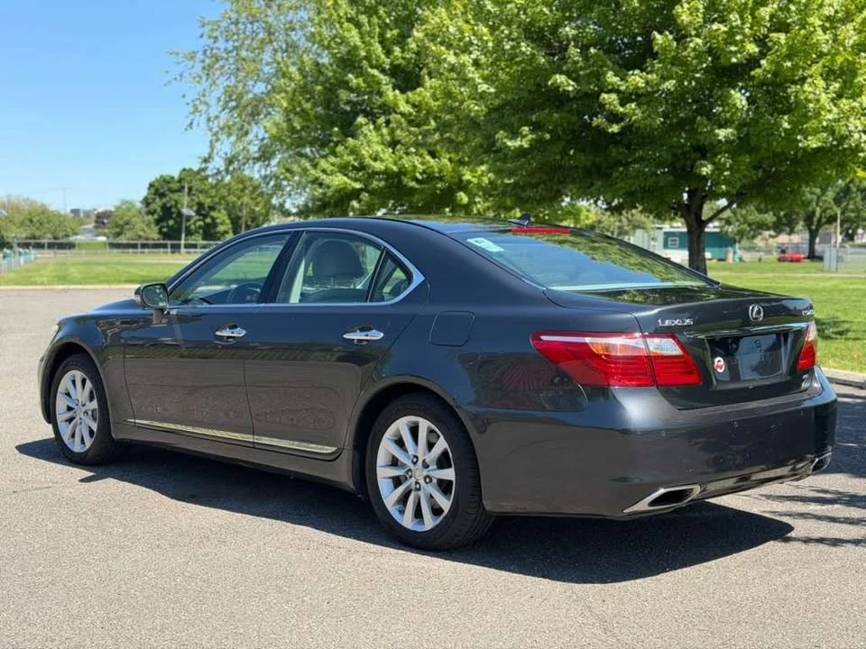 2010 Lexus LS 4th Gen - Image 2 of 20