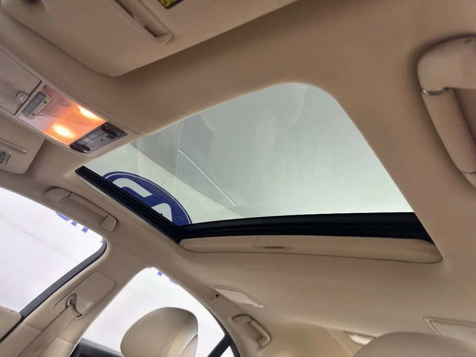 2010 Lexus LS 4th Gen - Image 15 of 15