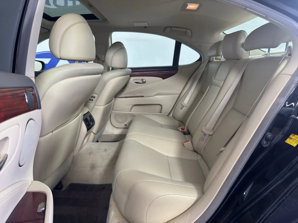 2010 Lexus LS 4th Gen - Image 12 of 15