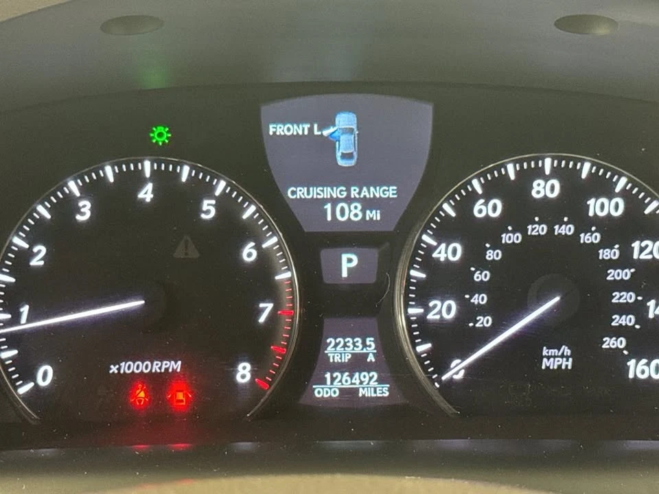 2010 Lexus LS 4th Gen - Image 7 of 15