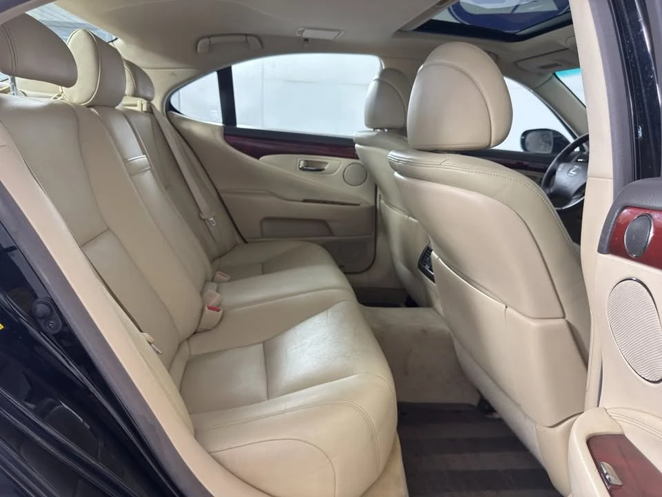 2010 Lexus LS 4th Gen - Image 13 of 15