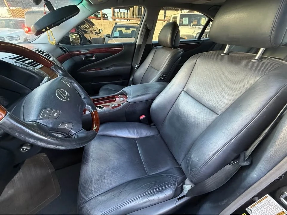 2010 Lexus LS 4th Gen - Image 14 of 14