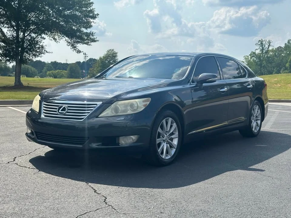 2010 Lexus LS 4th Gen - Image 2 of 11
