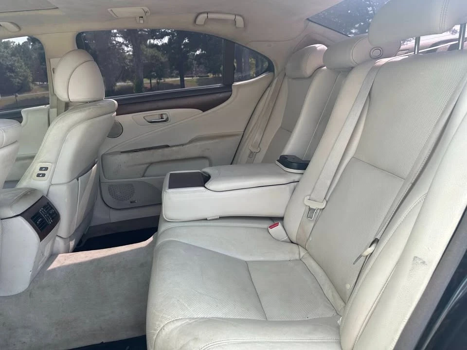 2010 Lexus LS 4th Gen - Image 11 of 11