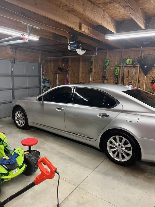 2010 Lexus LS 4th Gen - Image 12 of 14