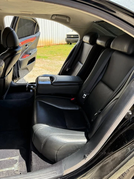 2010 Lexus LS 4th Gen - Image 9 of 14