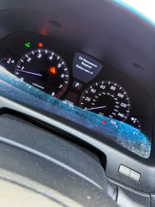 2010 Lexus LS 4th Gen - Image 13 of 14