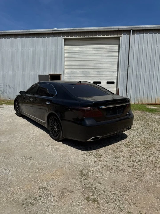 2010 Lexus LS 4th Gen - Image 4 of 14