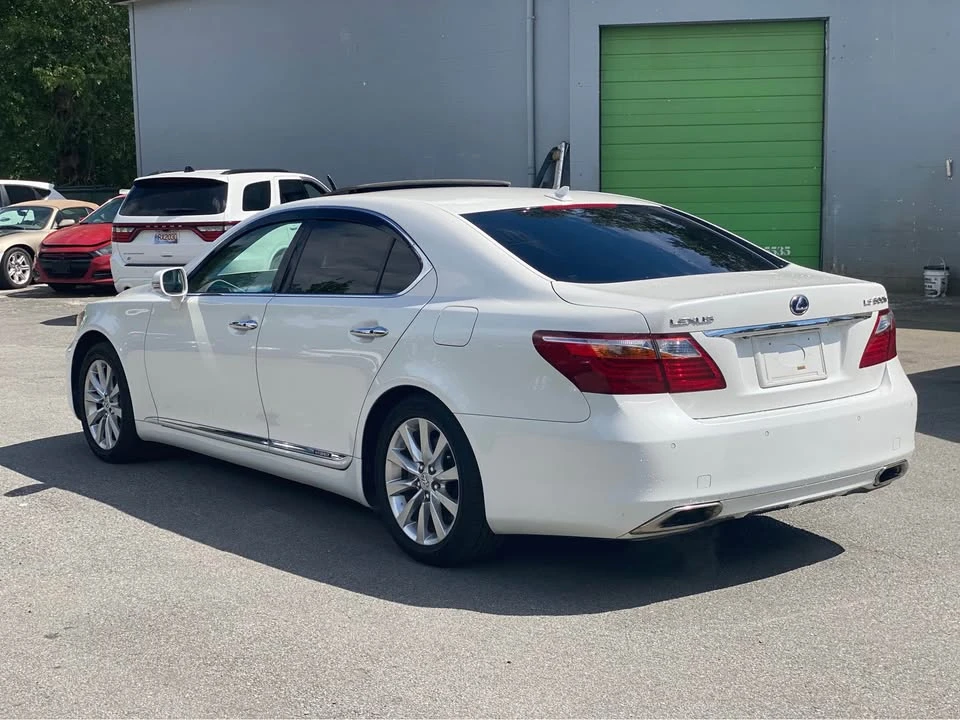 2010 Lexus LS 4th Gen - Image 4 of 19