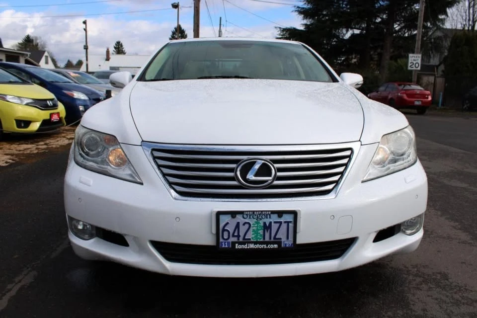 2010 Lexus LS 4th Gen - Image 2 of 18