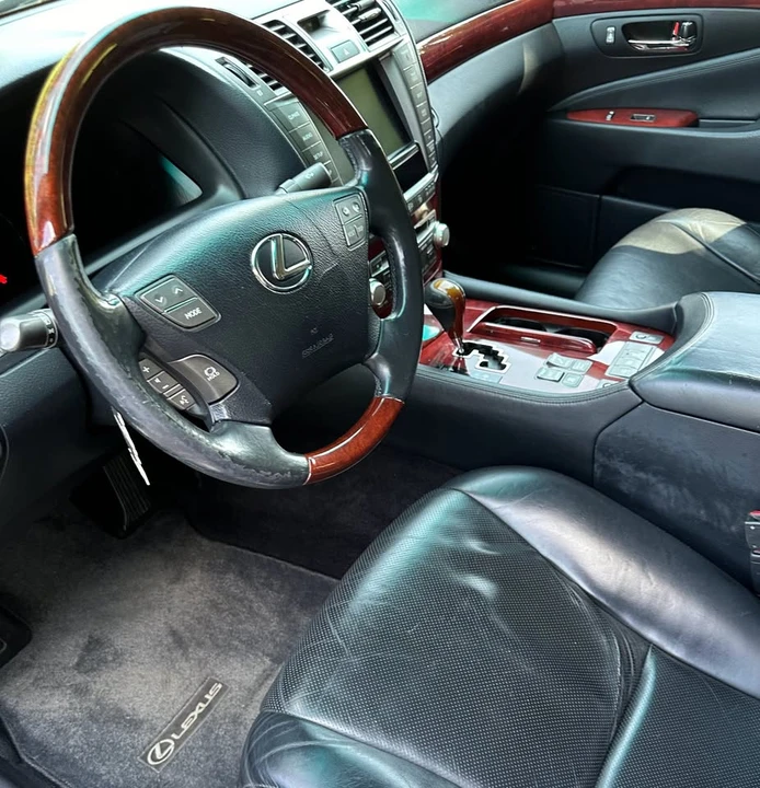 2010 Lexus LS 4th Gen - Image 3 of 13