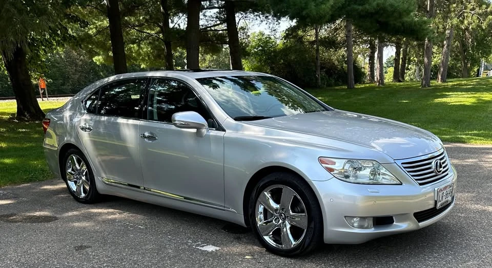 2010 Lexus LS 4th Gen - Image 6 of 13