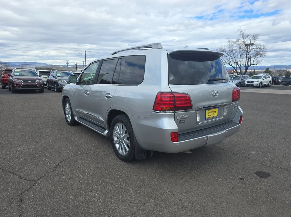 2010 Lexus LX 3rd Gen - Image 4 of 19