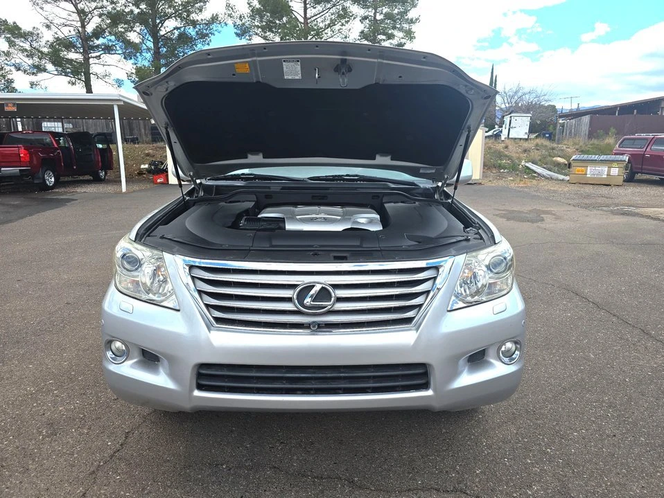 2010 Lexus LX 3rd Gen - Image 10 of 19