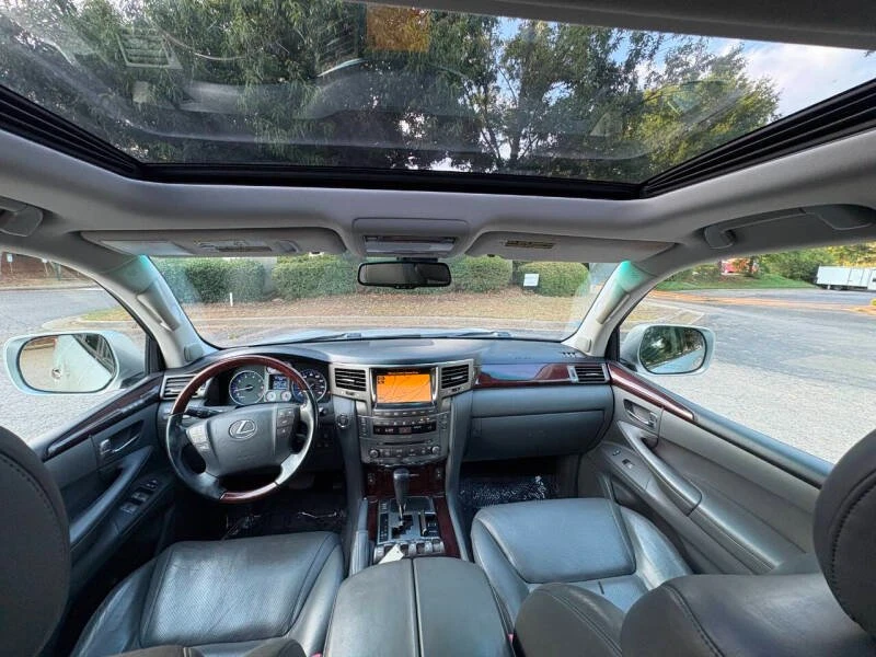 2010 Lexus LX 3rd Gen - Image 9 of 19