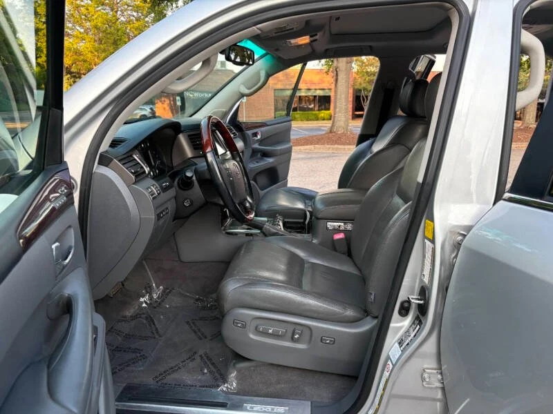 2010 Lexus LX 3rd Gen - Image 8 of 19