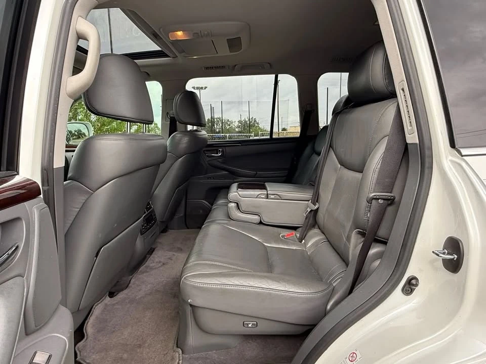 2010 Lexus LX 3rd Gen - Image 10 of 19