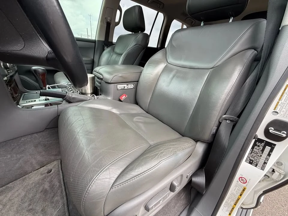 2010 Lexus LX 3rd Gen - Image 12 of 19