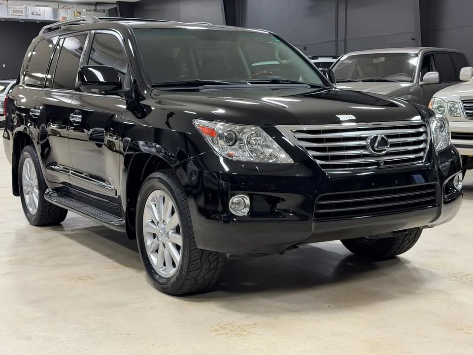 2010 Lexus LX 3rd Gen - Image 4 of 20