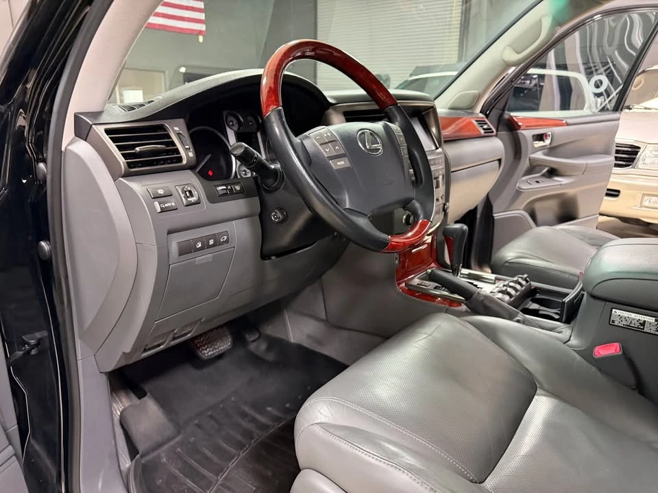 2010 Lexus LX 3rd Gen - Image 12 of 20