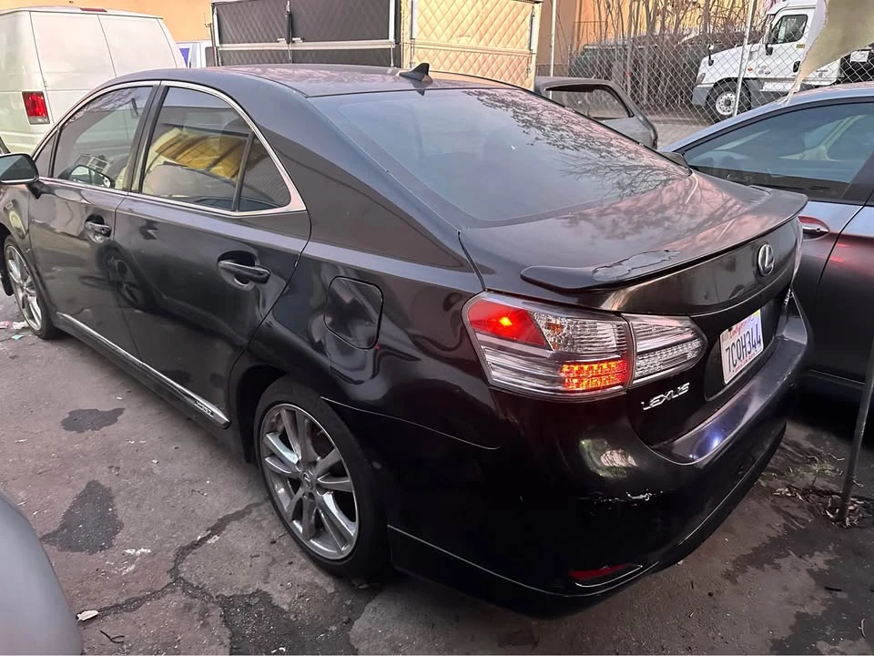 2010 Lexus HS - Image 3 of 6