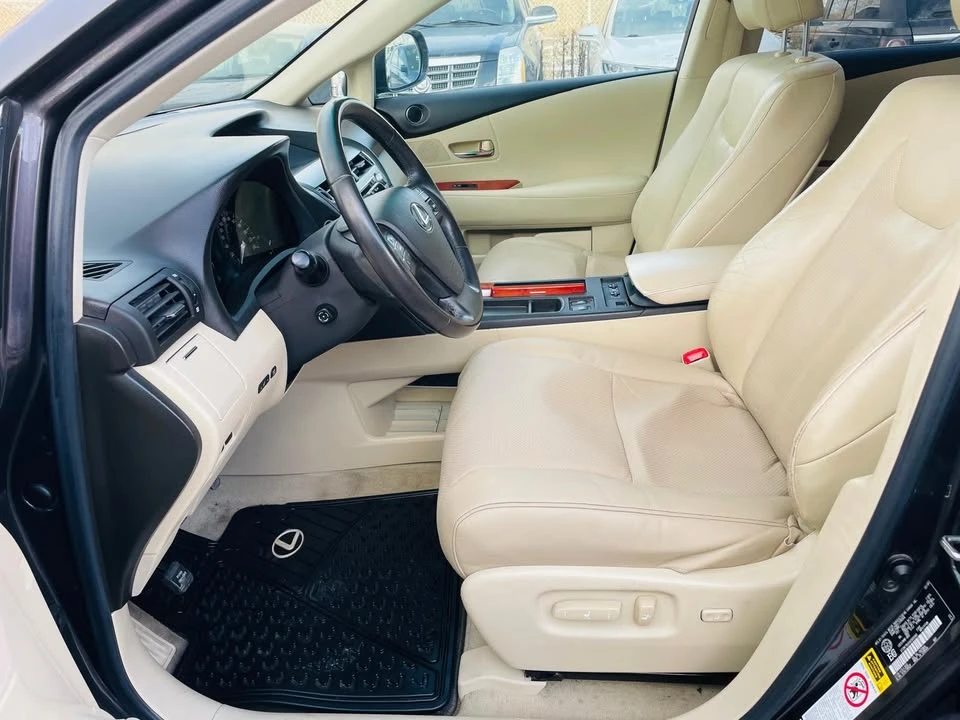 2010 Lexus RX 3rd Gen - Image 7 of 18