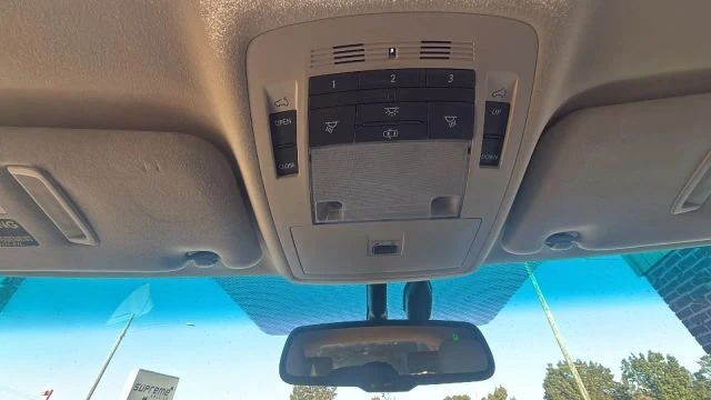 2010 Lexus RX 3rd Gen - Image 18 of 20