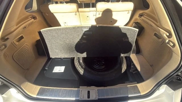 2010 Lexus RX 3rd Gen - Image 8 of 20