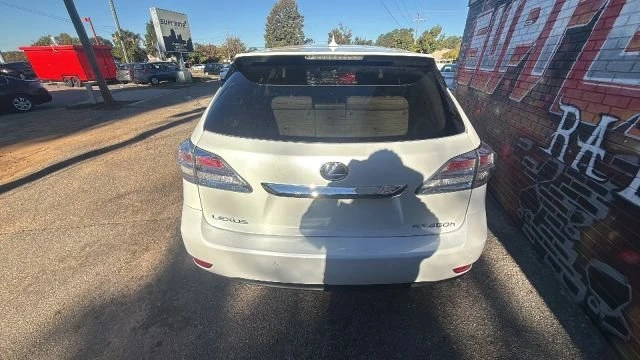2010 Lexus RX 3rd Gen - Image 6 of 20