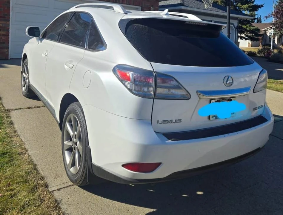 2010 Lexus RX 3rd Gen - Image 3 of 9