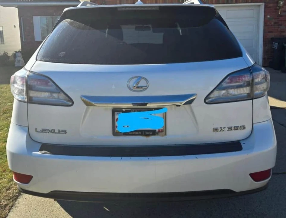 2010 Lexus RX 3rd Gen - Image 4 of 9