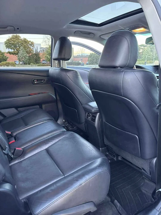 2010 Lexus RX 3rd Gen - Image 10 of 19