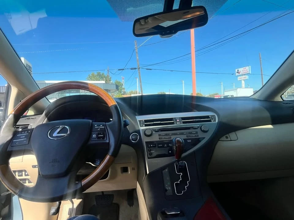 2010 Lexus RX 3rd Gen - Image 10 of 17