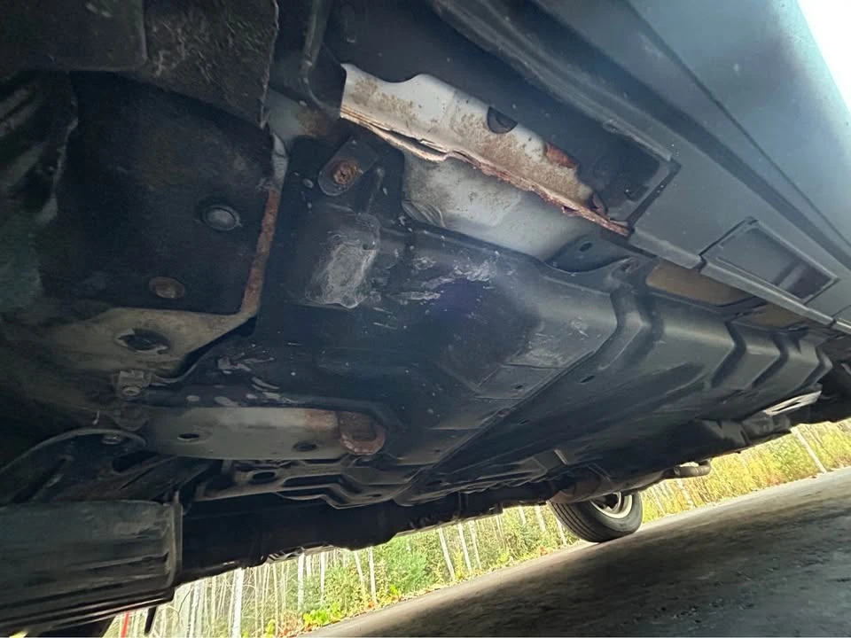 2010 Lexus RX 3rd Gen - Image 11 of 15
