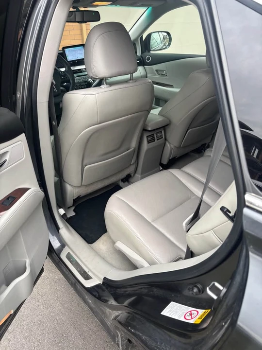 2010 Lexus RX 3rd Gen - Image 10 of 12