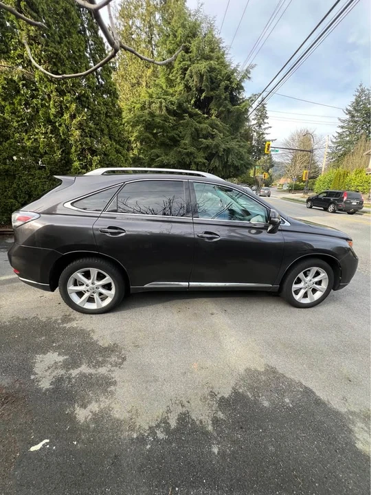 2010 Lexus RX 3rd Gen - Image 2 of 8
