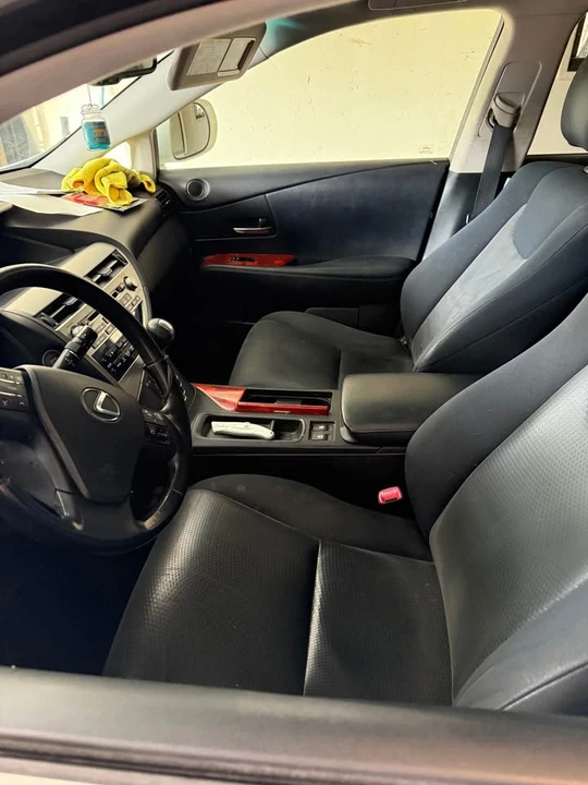 2010 Lexus RX 3rd Gen - Image 2 of 5