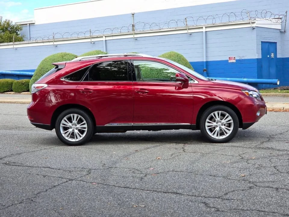 2010 Lexus RX 3rd Gen - Image 4 of 20