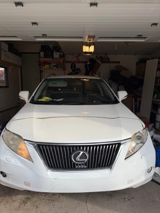 2010 Lexus RX 3rd Gen - Image 4 of 5