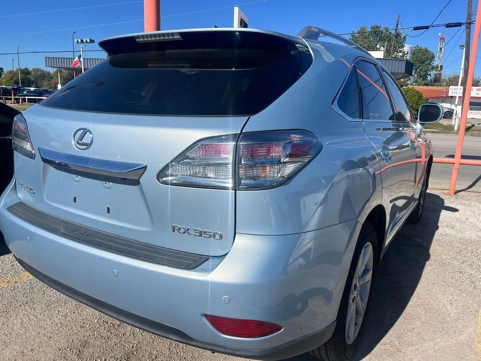 2010 Lexus RX 3rd Gen - Image 4 of 17