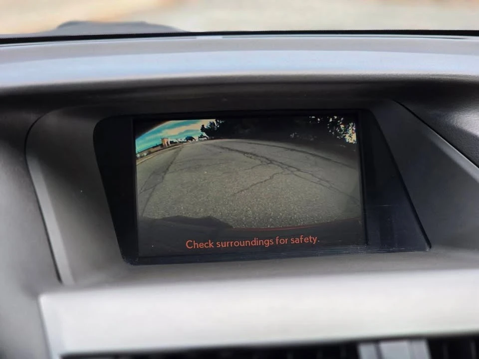 2010 Lexus RX 3rd Gen - Image 18 of 20
