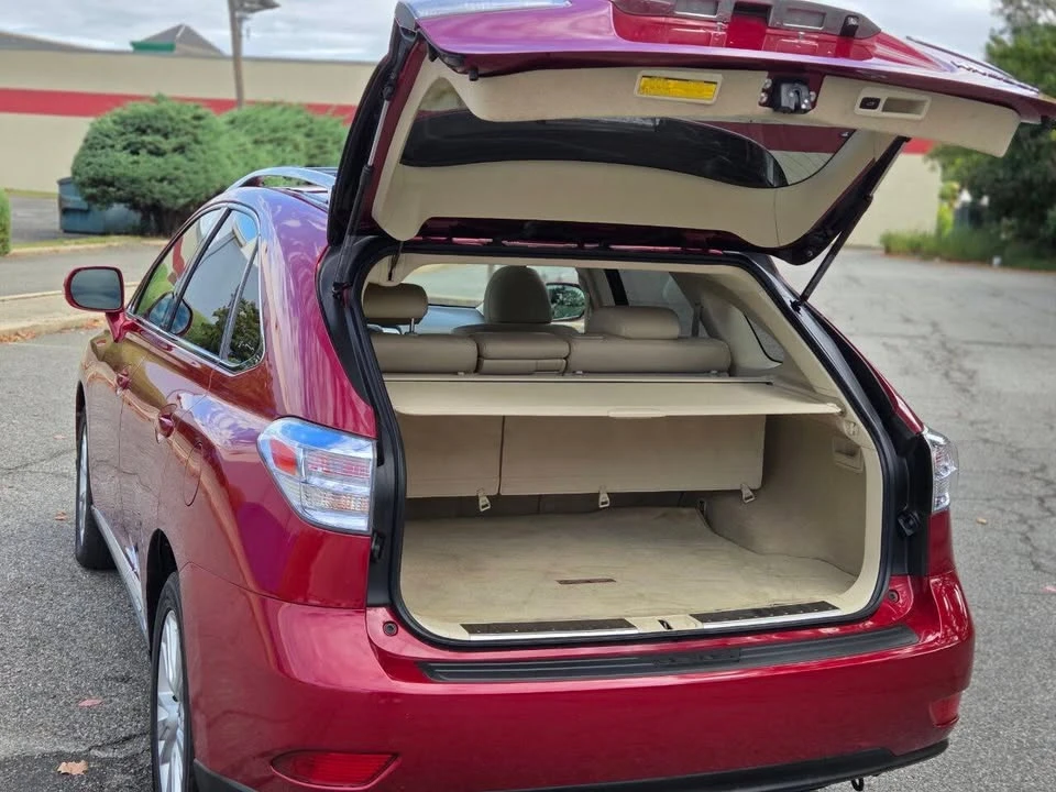 2010 Lexus RX 3rd Gen - Image 9 of 20