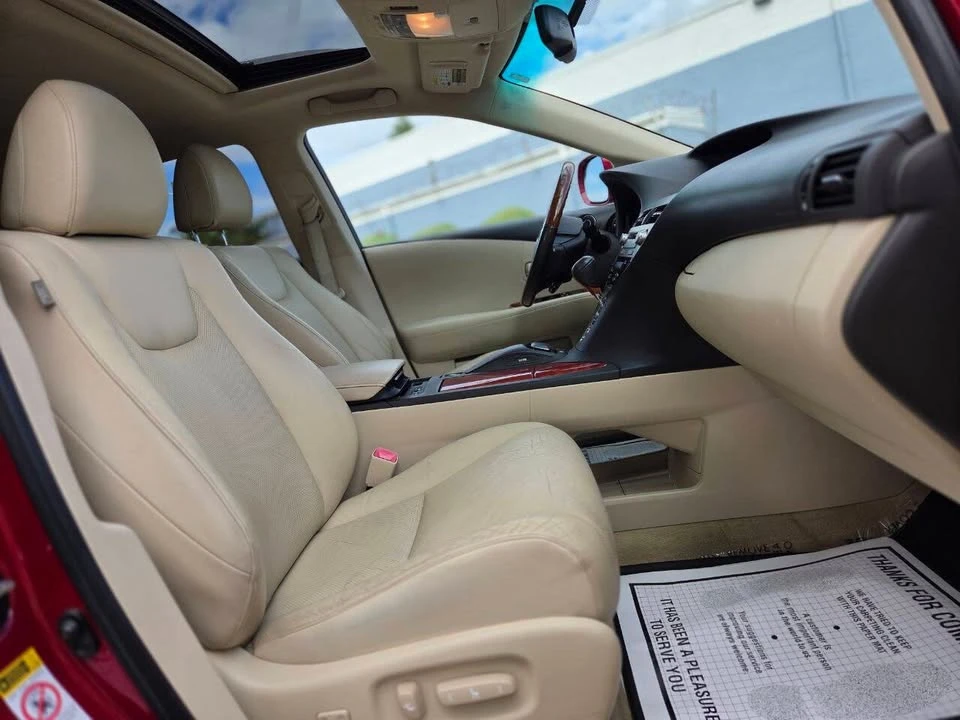 2010 Lexus RX 3rd Gen - Image 11 of 20