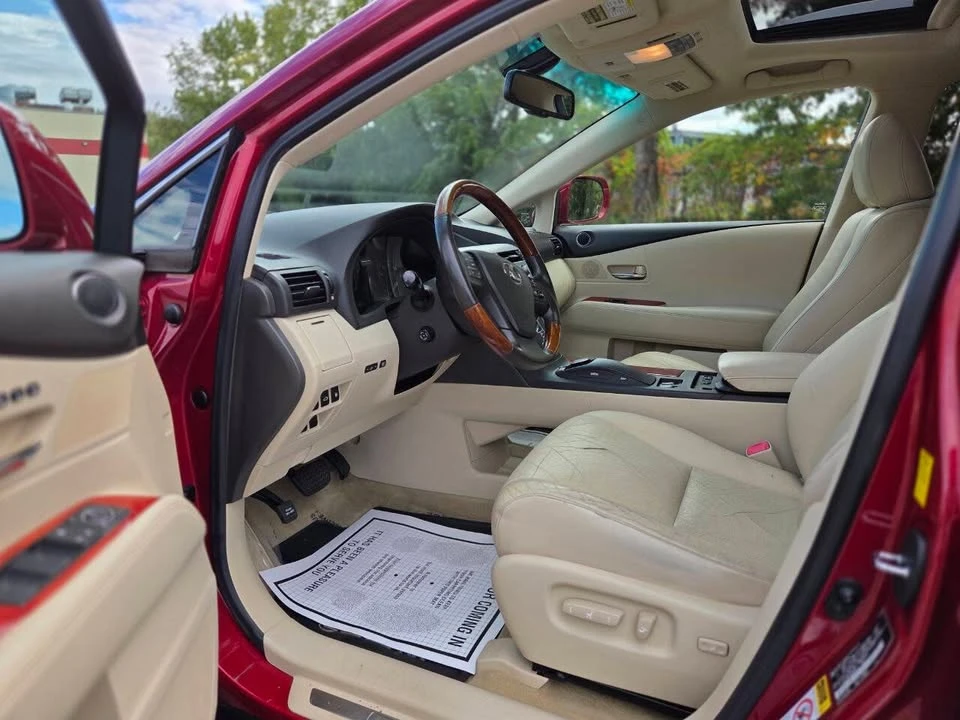 2010 Lexus RX 3rd Gen - Image 10 of 20