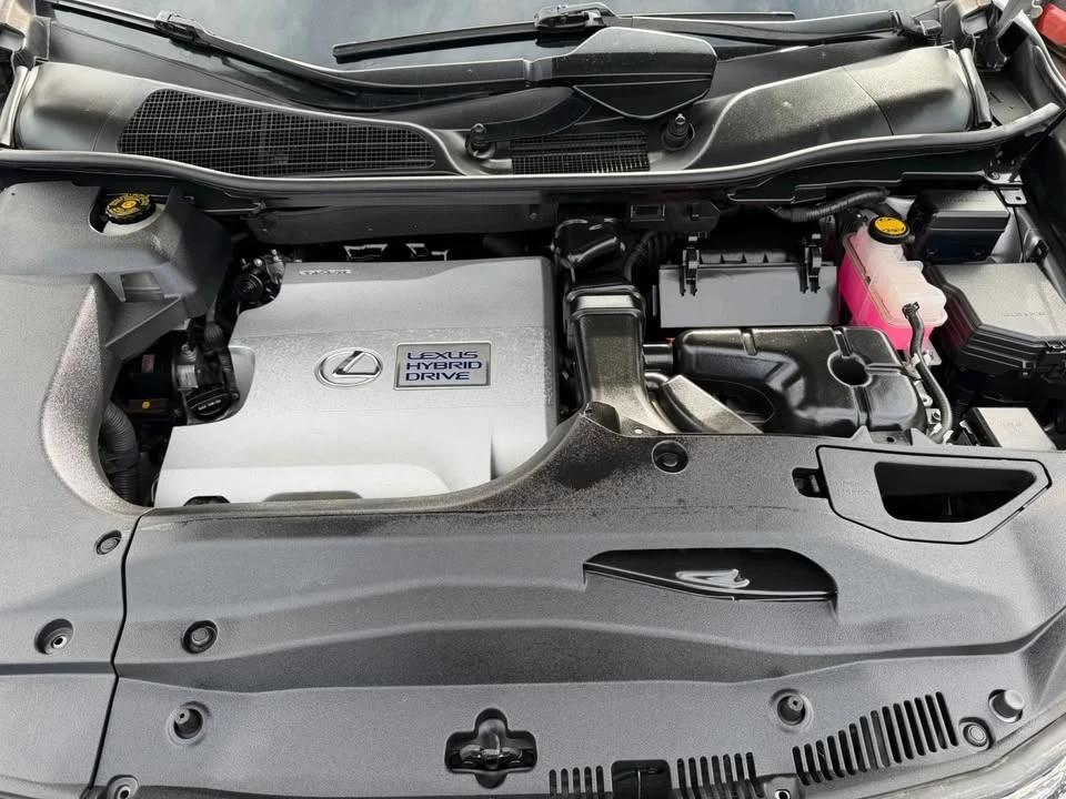 2010 Lexus RX 3rd Gen - Image 3 of 20