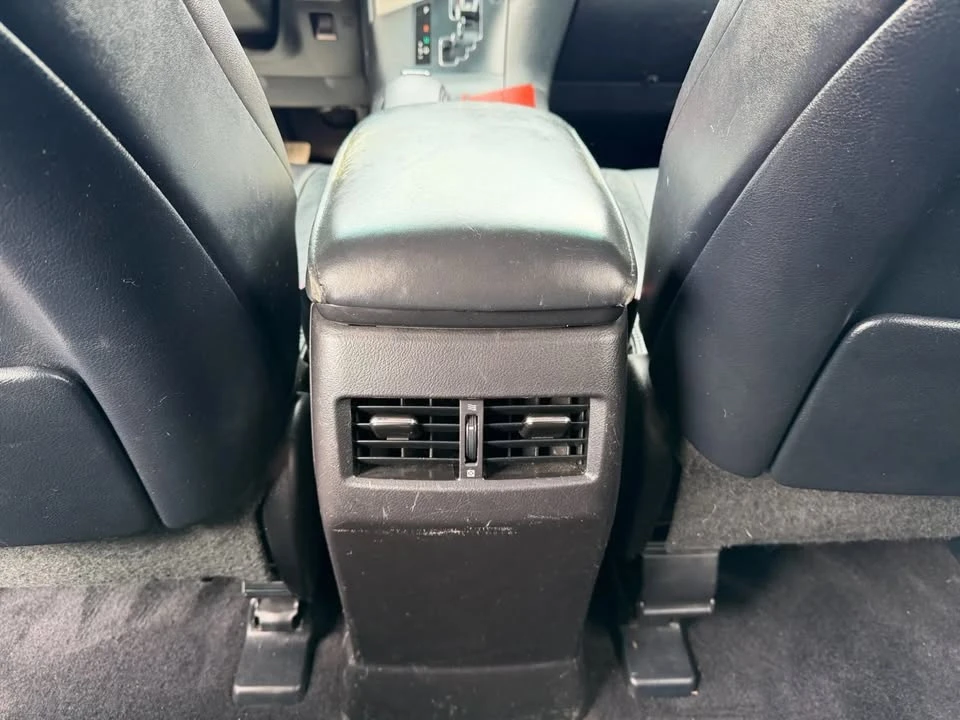2010 Lexus RX 3rd Gen - Image 17 of 20