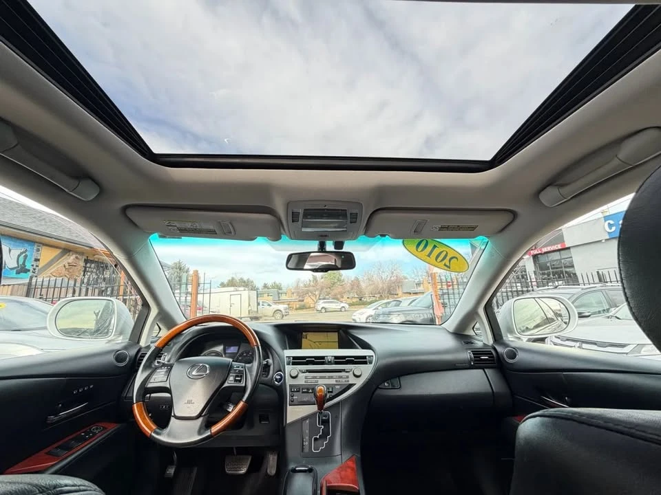 2010 Lexus RX 3rd Gen - Image 18 of 20