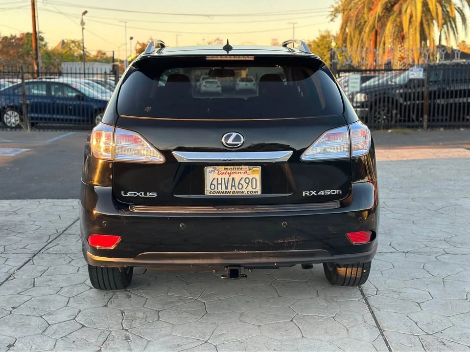 2010 Lexus RX 3rd Gen - Image 4 of 19