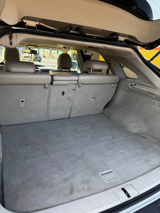 2010 Lexus RX 3rd Gen - Image 10 of 12